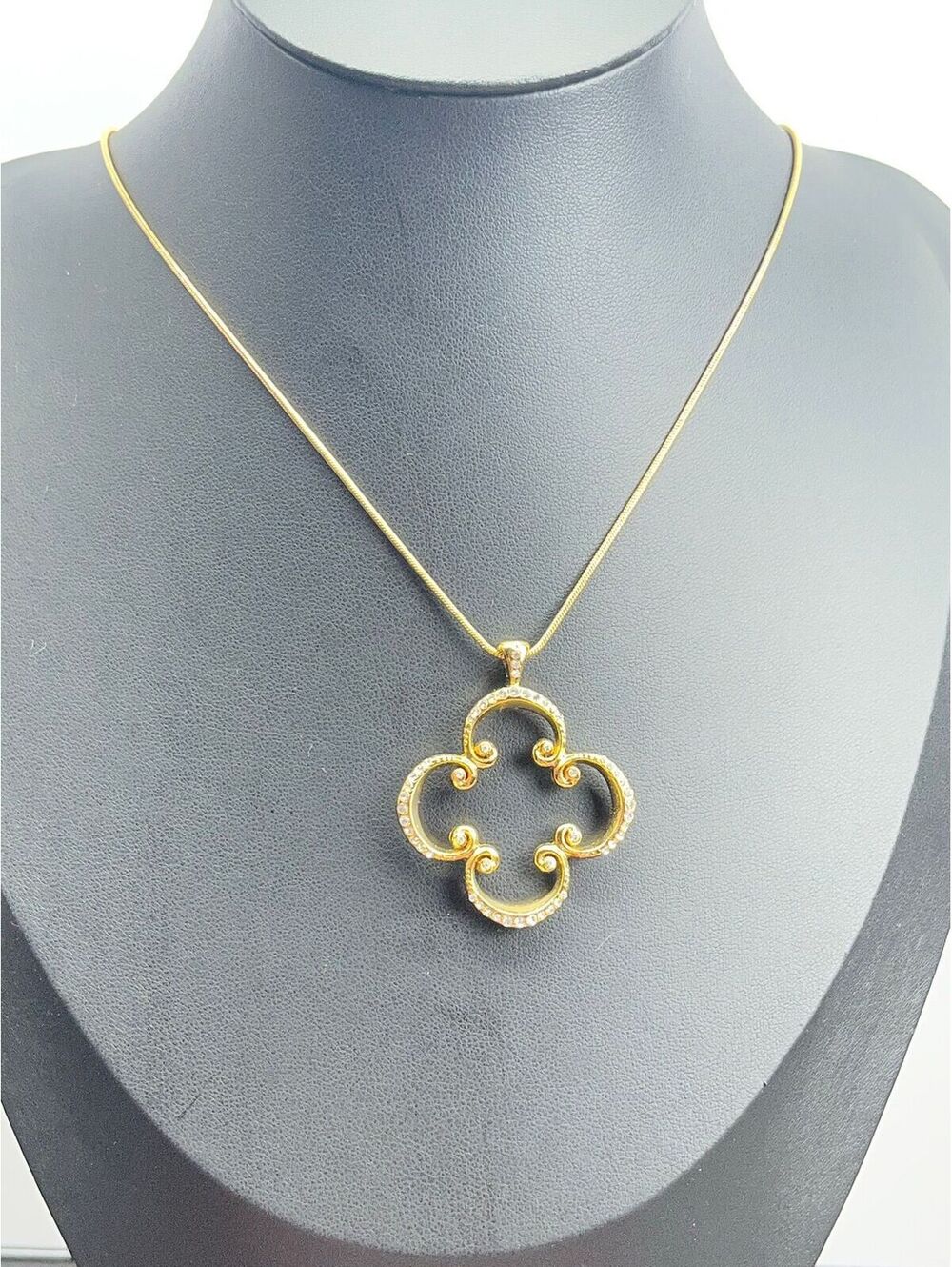 #70 Brighton Gold Tone Clover Necklace Quatrefoil Crystal Accents 18-22â
